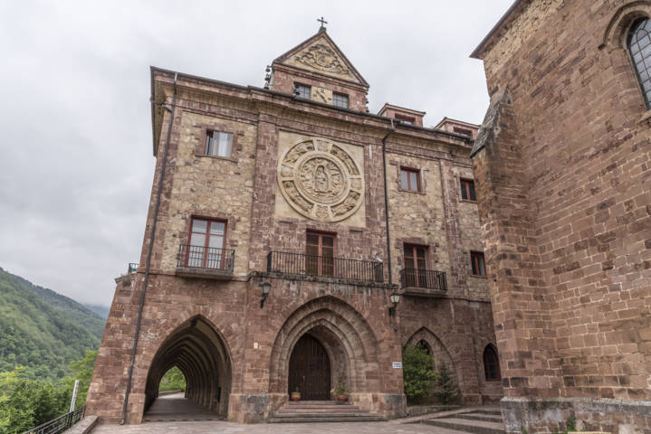 52 - La Rioja - monasterio de Valvanera